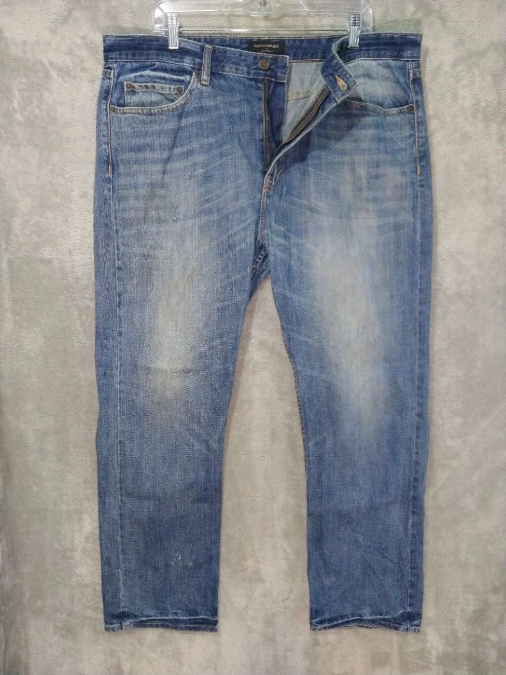 Banana Republic Jeans Mens 38x30 Blue Denim Slim Straight Distressed High Rise